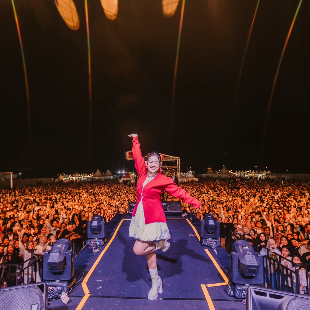 Ziva Magnolya - Foto